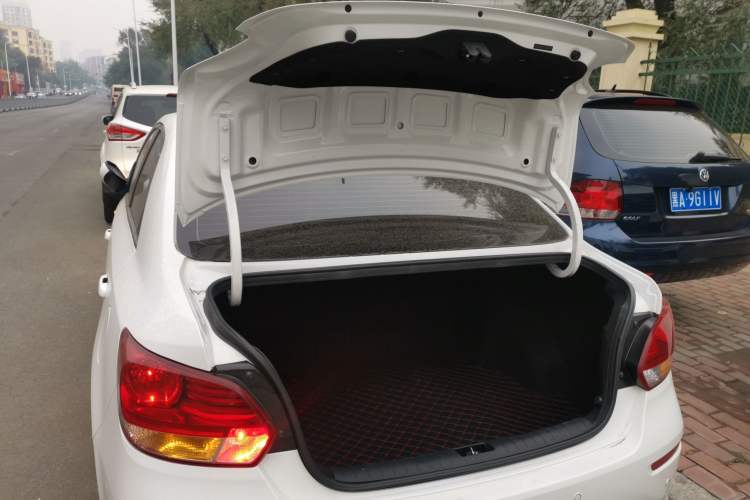 Used Kia Pegas 2017 1.4L Manual Fashion Edition Smart
