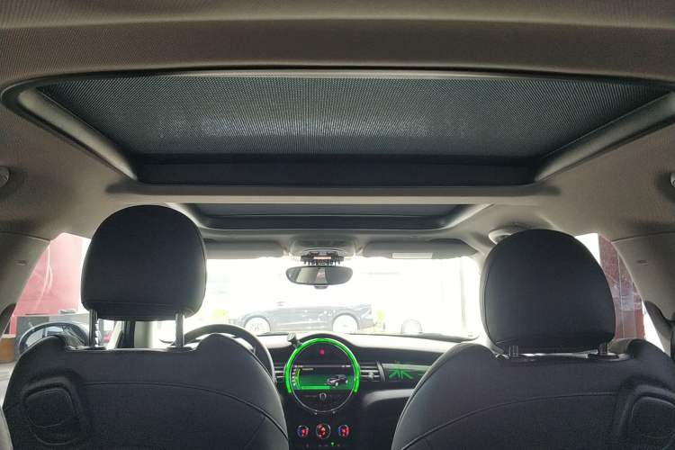 Used  MINI 2020 1.5T COOPER Artist
