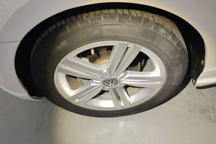 Used Volkswagen Lamando 2018 280TSI DSG Comfort Edition
