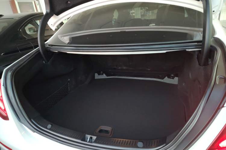 Used Mercedes-Benz E-Class 2016 E 300 L Sport Luxury Model
