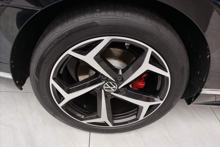 Used Volkswagen Magotan 2023 2 Million Units Commemorative Edition 330TSI DSG Luxury Version