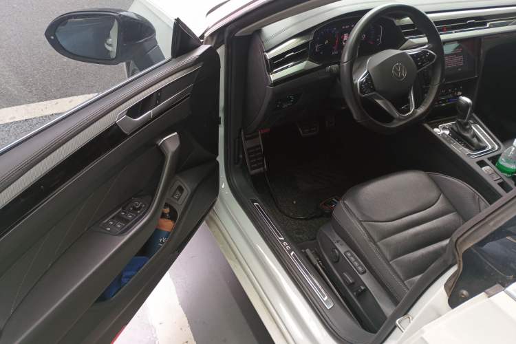 Used Volkswagen FAW-Volkswagen CC 2021 380TSI Striking Edition
