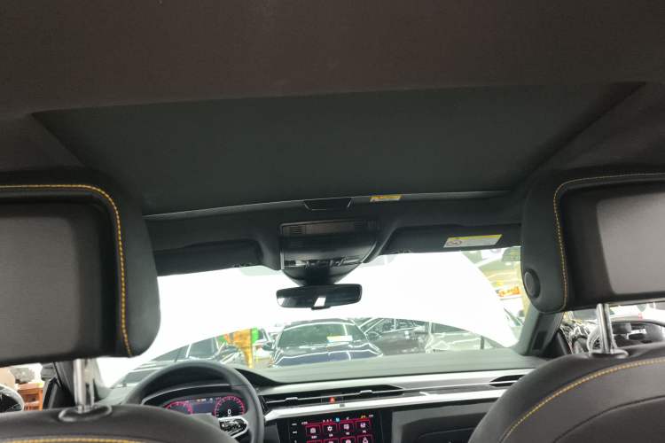 Used Volkswagen FAW-Volkswagen CC 2023 380TSI Striking Edition
