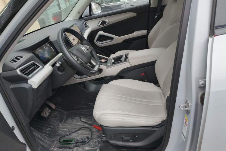 Used BYD Yuan UP 2025 Intelligent Driving Version 401 km Beyond-Range Edition