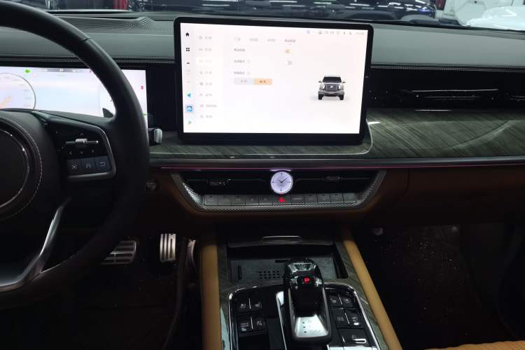 Used Tank 500 New Energy 2023 Hi4-T
