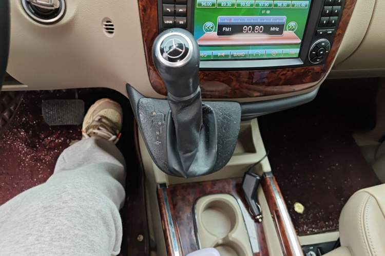 Used Mercedes-Benz Viano 2013 3.0L Comfort Edition
