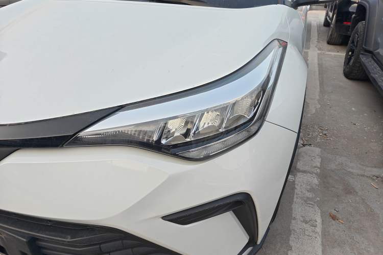 Used Toyota IZOA 2021 2.0L Enjoy Edition
