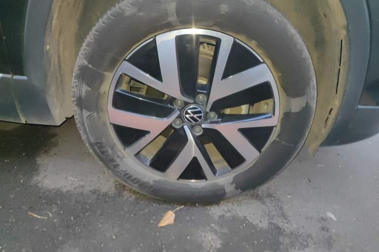 Used Volkswagen Tayron 2023 280TSI Two-Wheel-Drive Luxury Plus Advanced Version
