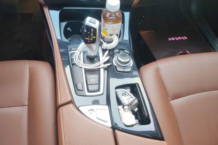 Used BMW 5 Series 2017 520Li Elegant Edition
