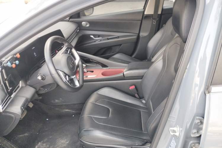 Used Hyundai Elantra 2021 1.5L CVT GLX Elite Edition