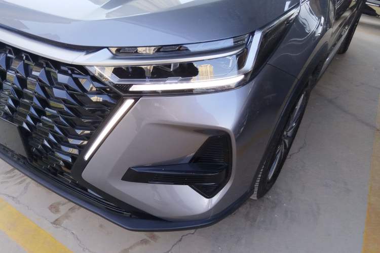 Used Chery Tiggo 8 PRO 2025 290T Two-Wheel-Drive Luxury Edition