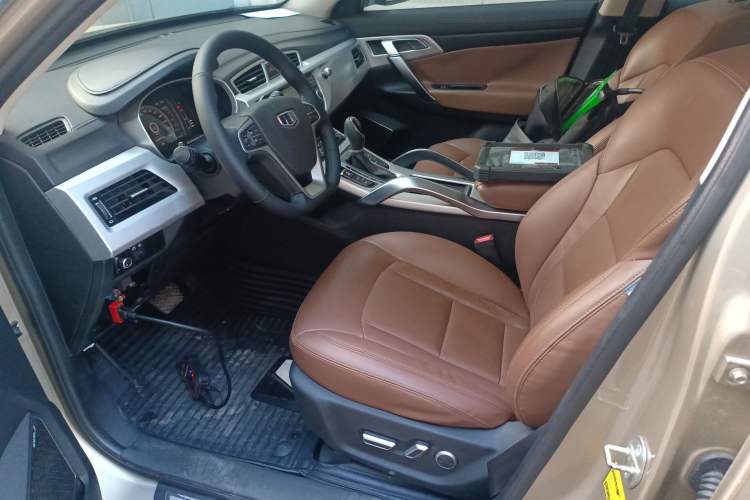 Used Geely Auto Emgrand X7 Sport 2016 1.8TD Automatic ZhiZun Version
