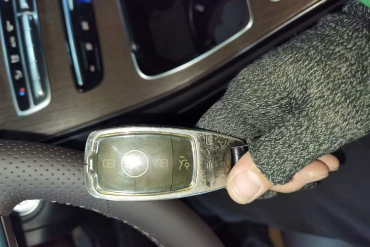 Used Mercedes-Benz GLC 2020 Facelift GLC 260 L 4MATIC Luxury Edition