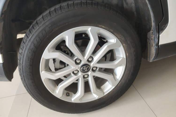 Used Toyota FRONTLANDER 2023 2.0L CVT Leading Edition
