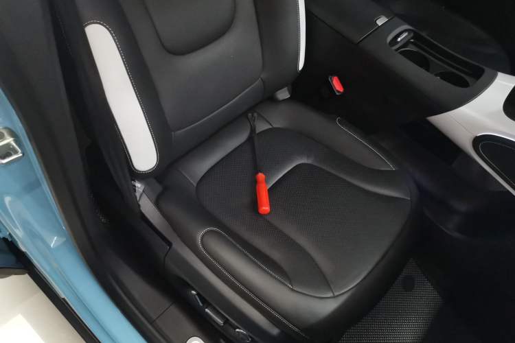 Used  #1 2022 Premium Edition
