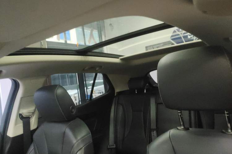 Used Buick Envision 2022 Encore S 552T Two-Wheel Drive Elite Model
