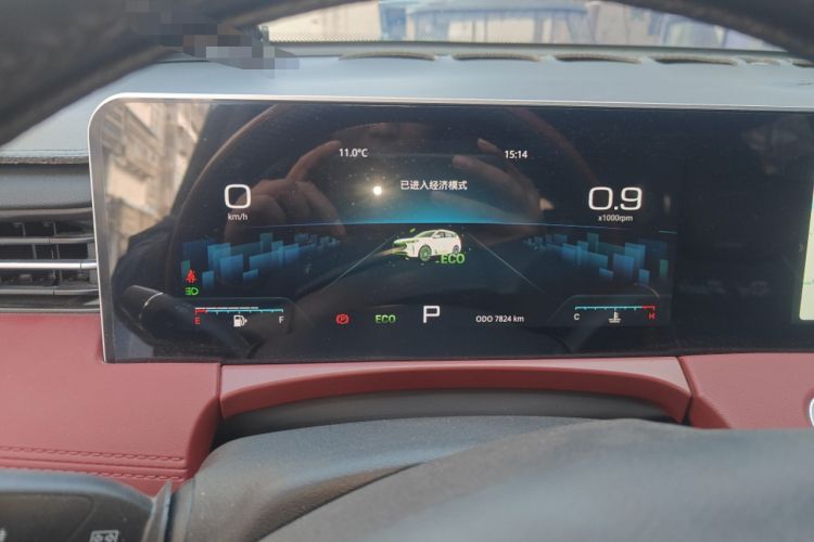 Used JETOUR X70 PLUS 2023 1.5T DCT Brave PLUS 7-Seater
