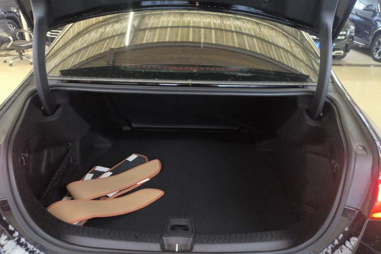 Used Mercedes-Benz E-Class 2024 E 300 L Stylish Model
