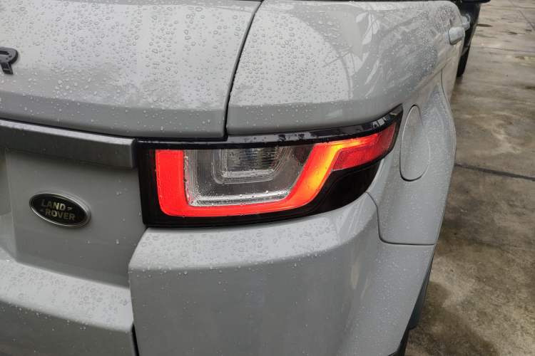 Used Land Rover Range Rover Evoque 2016 2.0T PURE Style Edition
