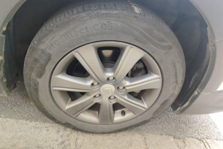 Used Toyota Verso 2015 180E CVT Crossover Edition
