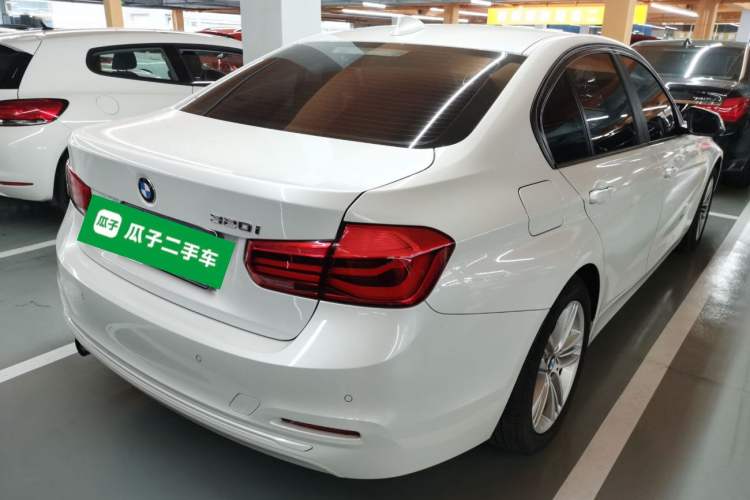 Used BMW 3 Series 2016 320i Fashion Model
