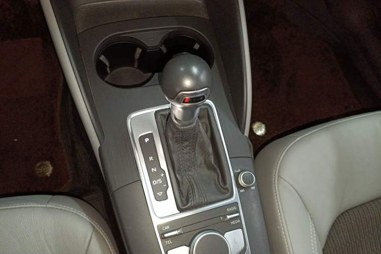 Used Audi A3 2017 Limousine 35 TFSI Fashion Model
