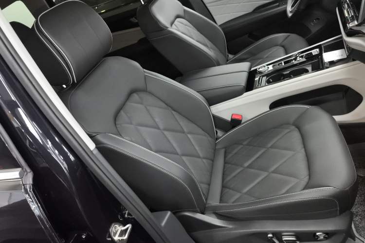 Used Volkswagen Teramont 2024 380TSI Four-Wheel Drive Longxiang Edition
