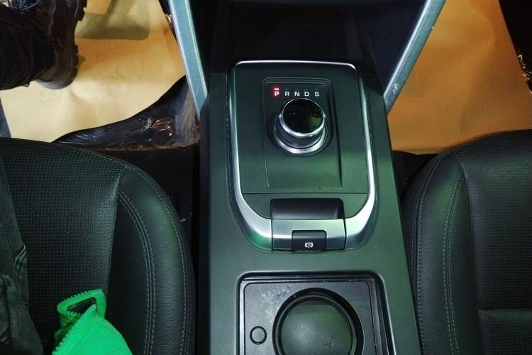 Used Land Rover Discovery Sport 2018 240 PS SE Version