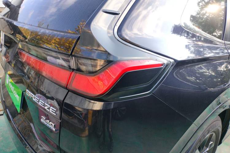 Used Honda Breeze 2023 240TURBO Two-Wheel-Drive Luxury Edition 5 Seats
