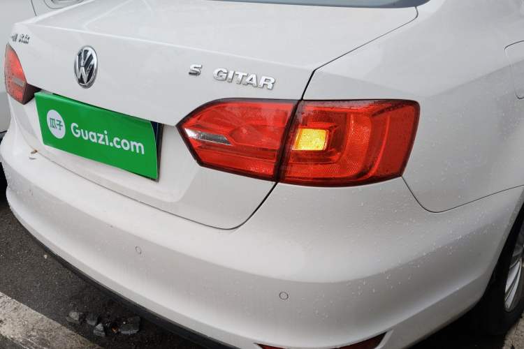 Used Volkswagen Sagitar 2014 Revised Version 1.6L Automatic Leading Edition
