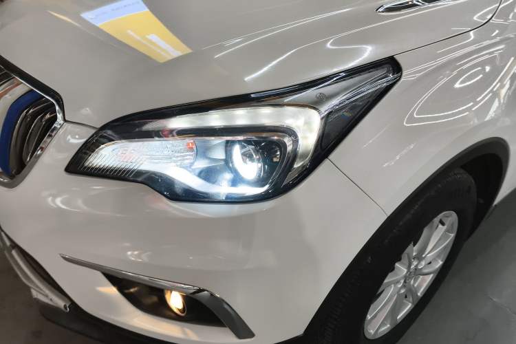 Used Buick Envision 2016 20T Two-Wheel-Drive Elite Model
