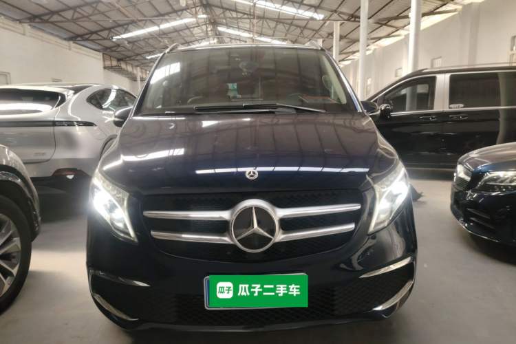 Used Mercedes-Benz V-Class 2021 V 260 Avantgarde Edition
