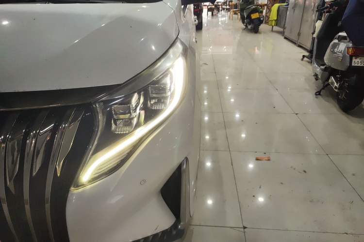 Used GAC Trumpchi M8 2021 Master Series 390T Ultimate Edition
