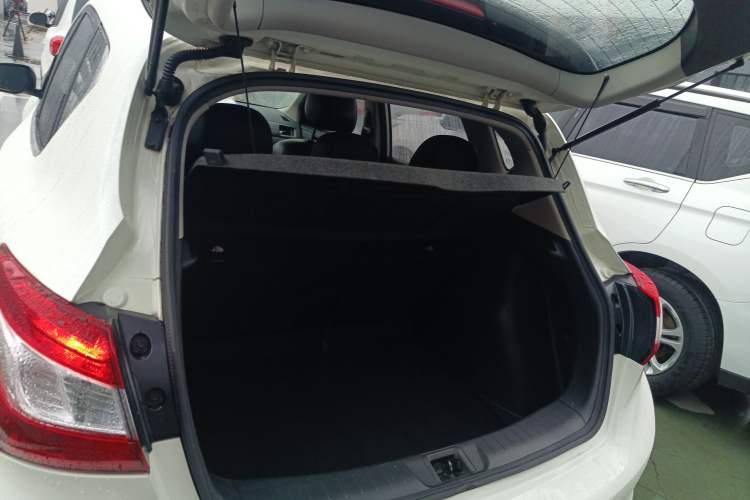 Used Nissan Tiida 2016 1.6L CVT Smart Drive Edition