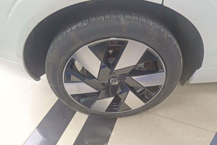 Used Volvo XC60 New Energy 2024 T8 Plug-in Hybrid Long-Range All-Wheel Drive Smart Luxury Edition