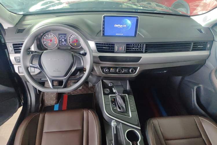 Used FORTHING T5 2022 Shengshi Edition 1.5T Automatic Dream Version Five Seats
