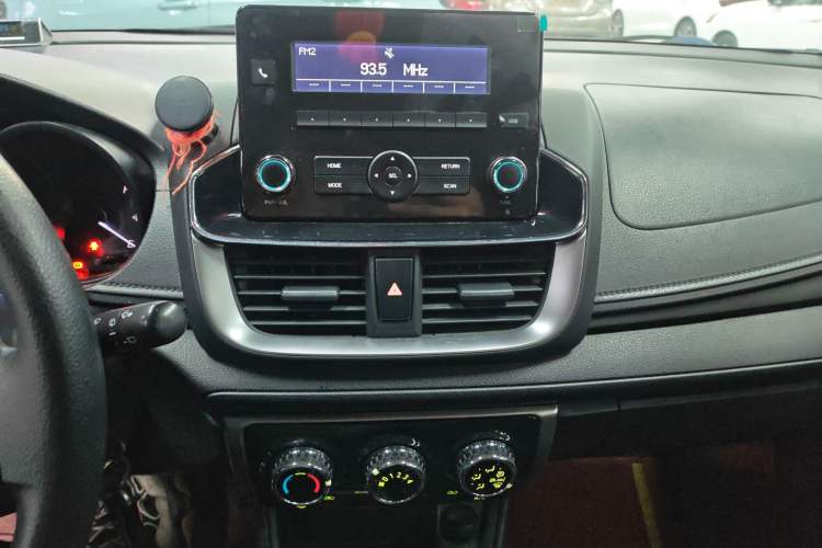 Used Toyota YARiS L 2020 X-Trail X 1.5L CVT Leading Edition
