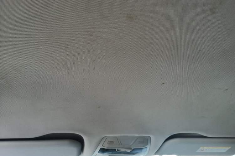 Used Hongqi E-QM5 2022 431 km Charge & Enjoy Edition