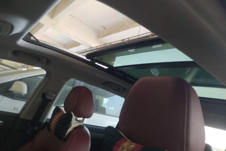 Used Roewe RX5 2016 30T Four-Wheel Drive Automatic Internet Smart Luxury Edition
