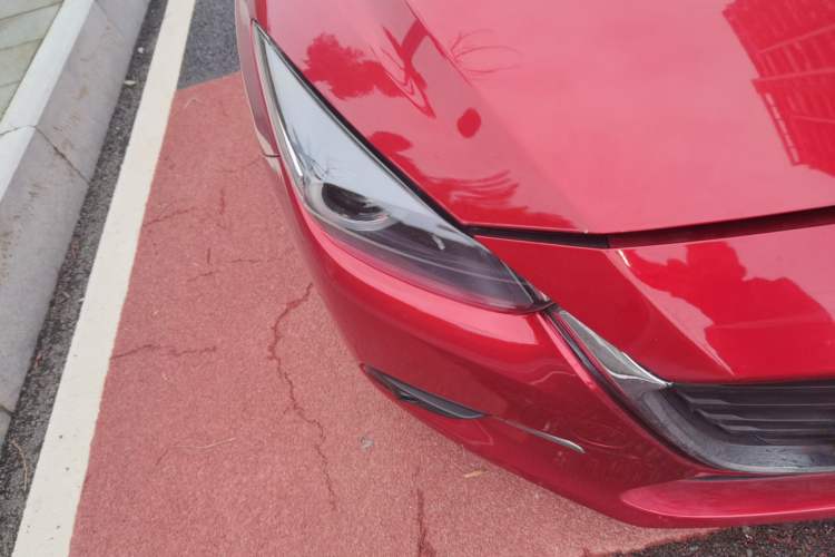 Used Mazda Mazda 3 Axela 2017 Sedan 1.5L Automatic Luxury Model Emission Standard China V
