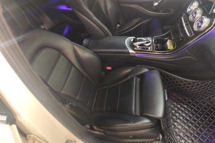 Used Mercedes-Benz GLC 2019 GLC 260 L 4MATIC Dynamic Model