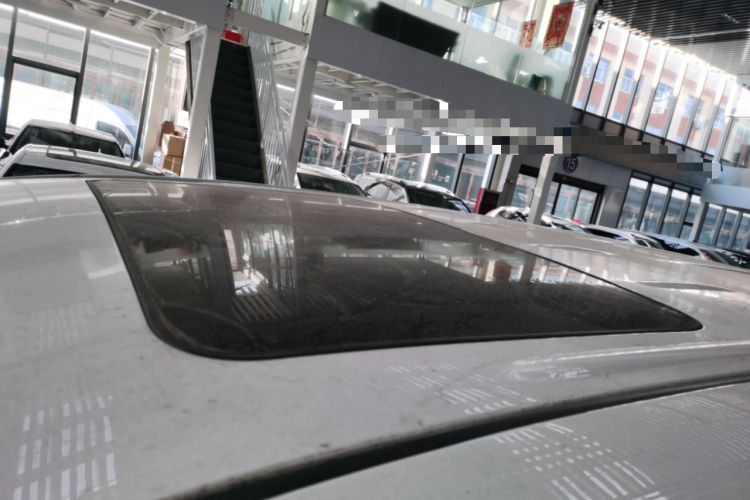 Used Buick GL8 2023 Facelifted Land Cruiser Executive Luxury Version
