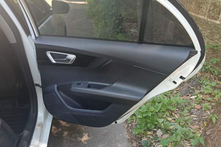 Used BYD Qin 2019 1.5L Manual Luxury Version
