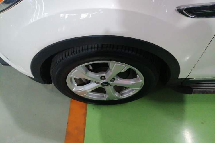 Used Ford Kuga 2017 EcoBoost 180 Two-Wheel-Drive Platinum Edition