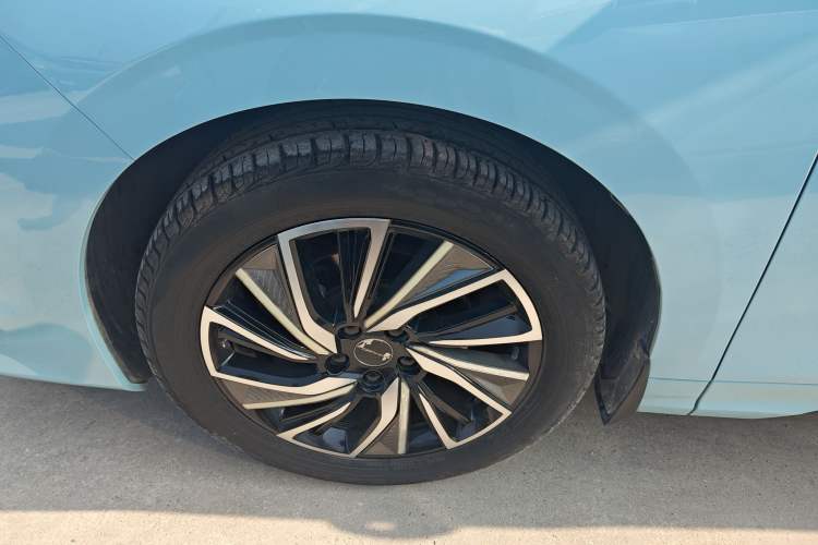 Used FORTHING Yacht 2022 1.5T DCT Chasing-the-Waves Edition