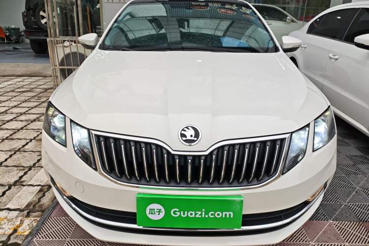 Used Skoda Octavia 2018 TSI230 DSG Luxury Edition