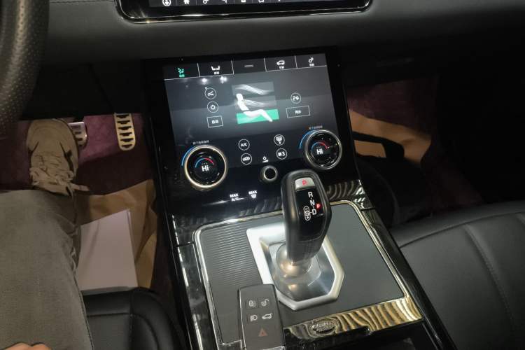 Used Land Rover Range Rover Evoque 2020 249 PS R-DYNAMIC SE Sport Technology Edition
