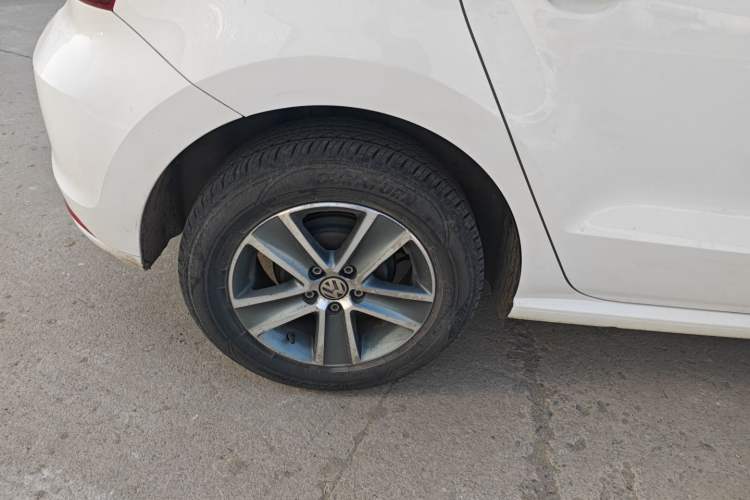 Used Volkswagen Polo 2016 1.4L Manual Fashion Model
