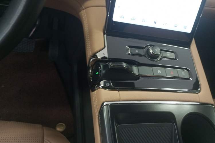 Used Nio ES8 2020 415 km Range 6-Seater Version
