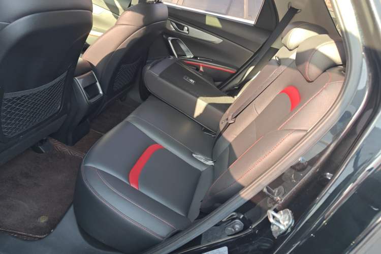 Used Changan CS55 2017 1.5T Manual Colorful Edition
